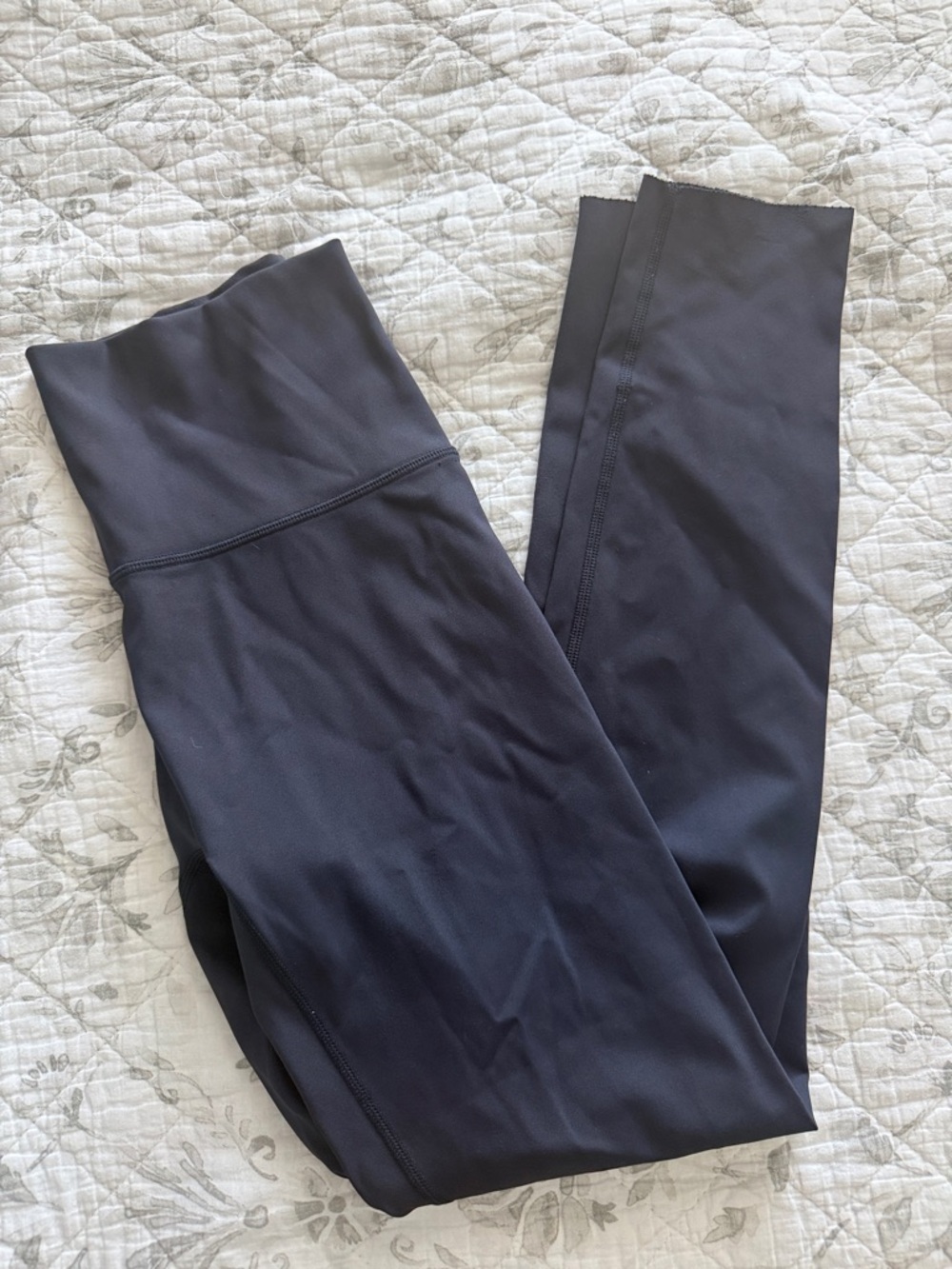 OFFLINE By Aerie Goals High Waisted Legging steel blue M wear near logo see pic - Picture 2 of 8